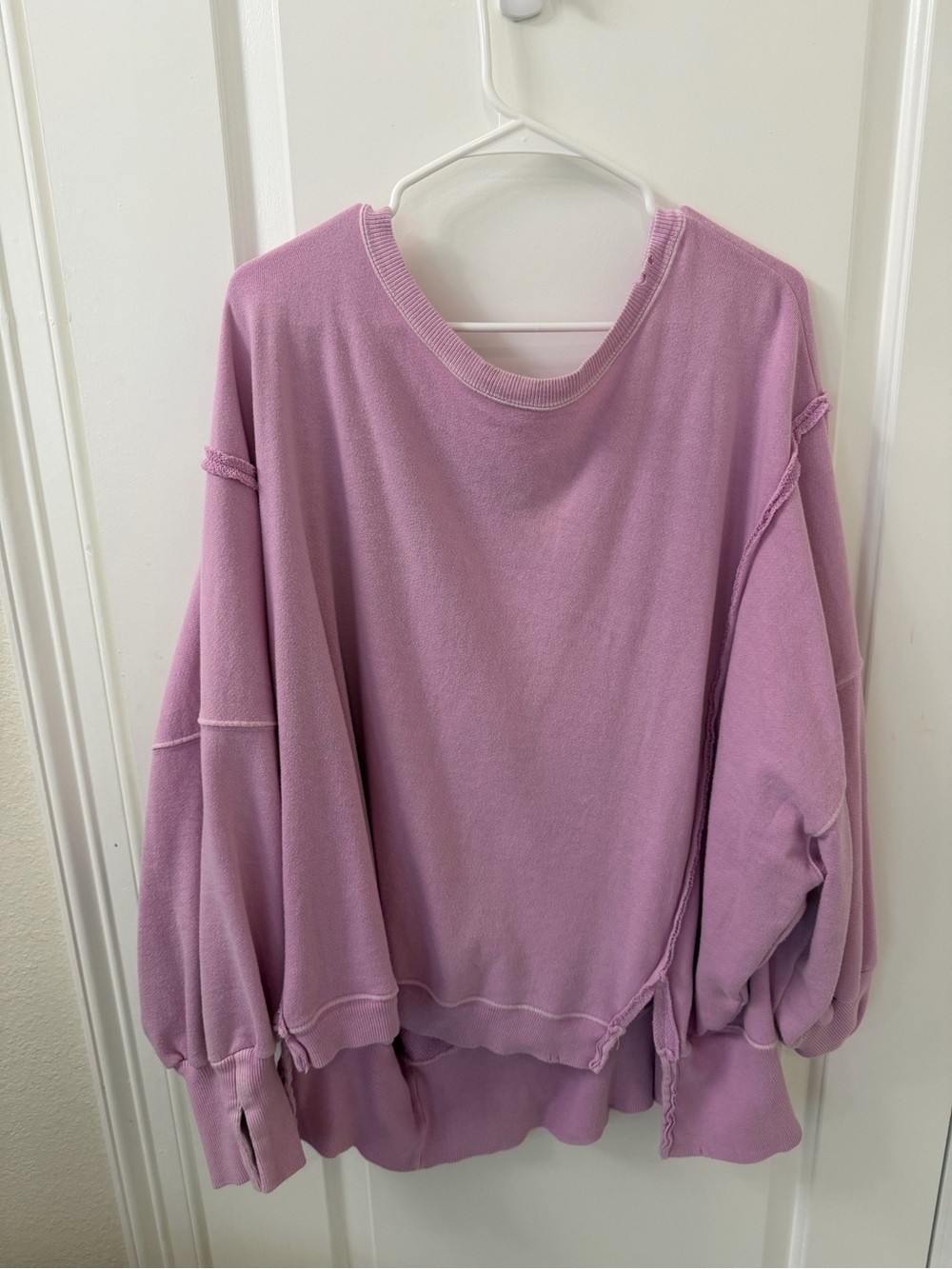 Vintage-Style Lilac Pullover Sweatshirt - Women's Oversized Top